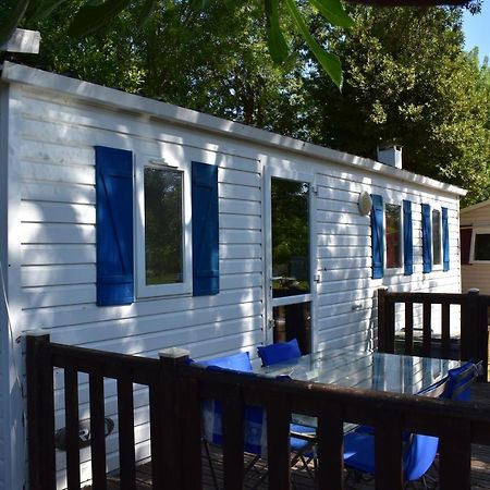 Mobil-Home Sur Terrain Bucolique Hyeres Exterior photo
