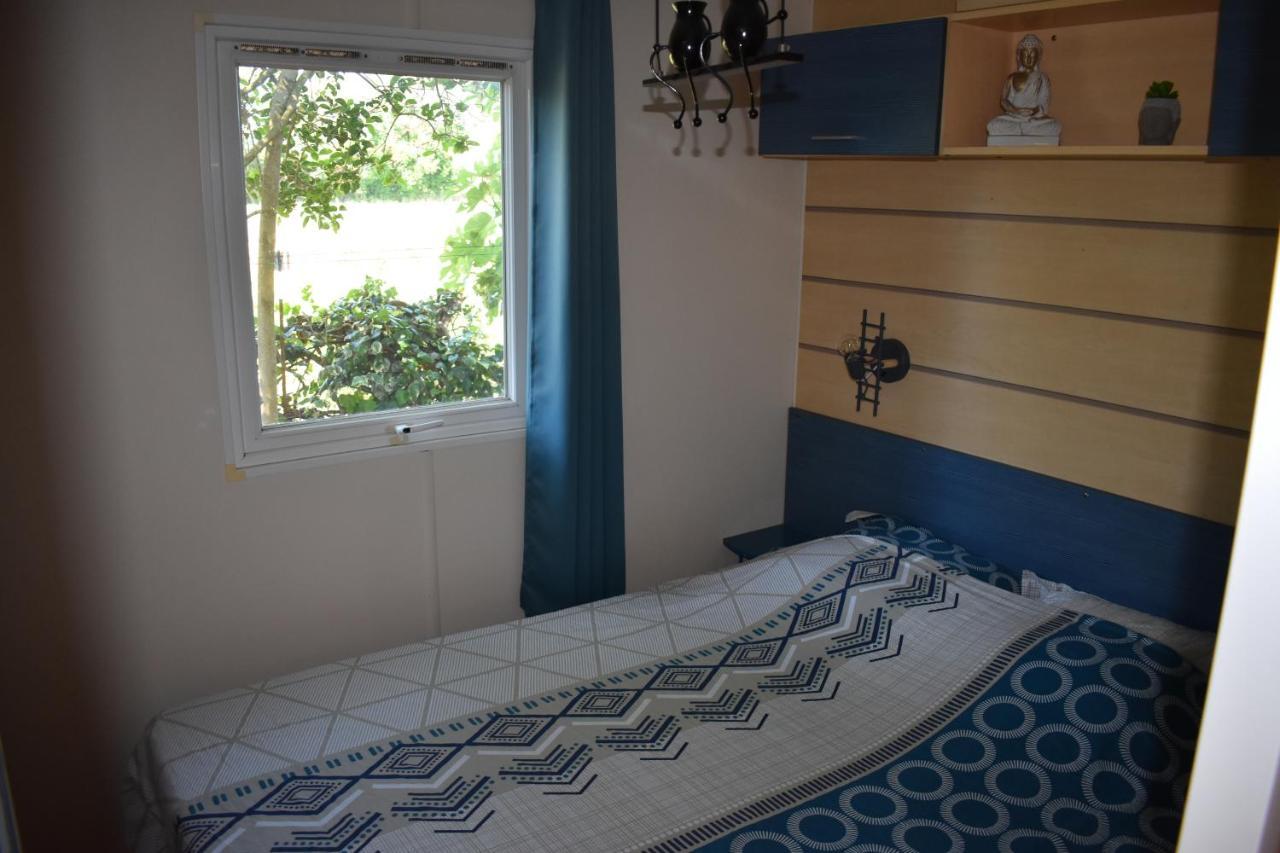 Mobil-Home Sur Terrain Bucolique Hyeres Exterior photo
